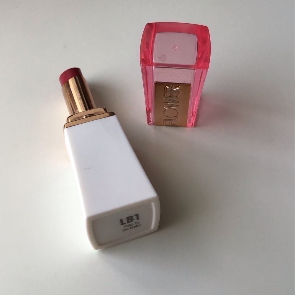 FLOWER Lipstick by Drew NEW Petal to the Metal LB1 Berry Pink Lip Butter Pretty - Picture 5 of 13